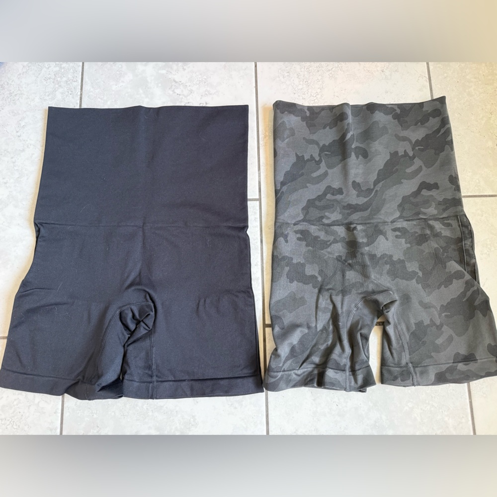 Belly Bandit Black and Gray Camo Bike Shorts